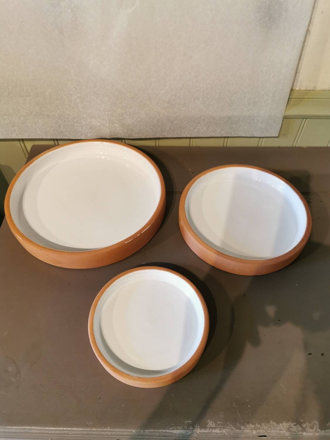 Series of 3 artisanal terracotta dishes