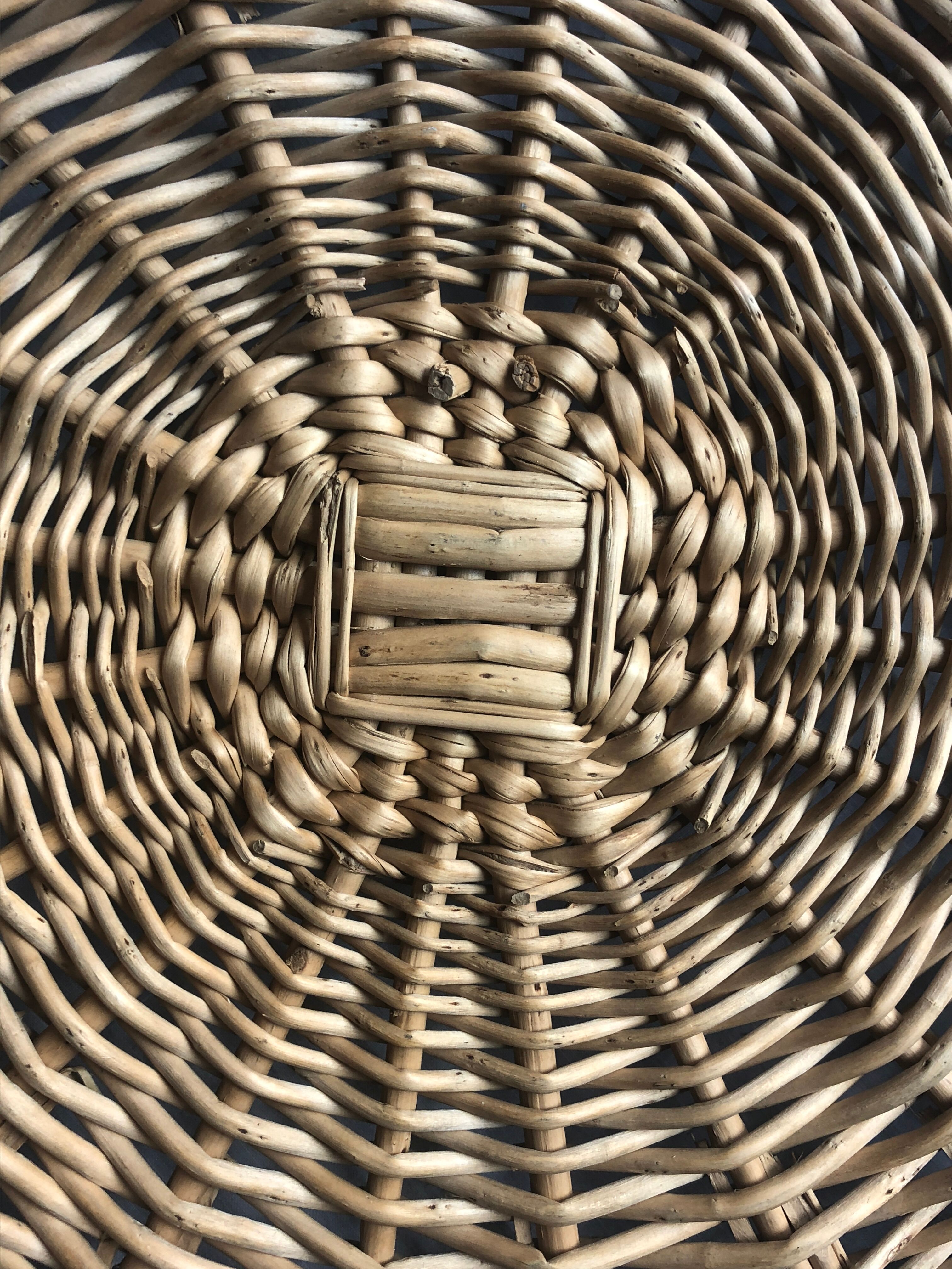 Wicker tray