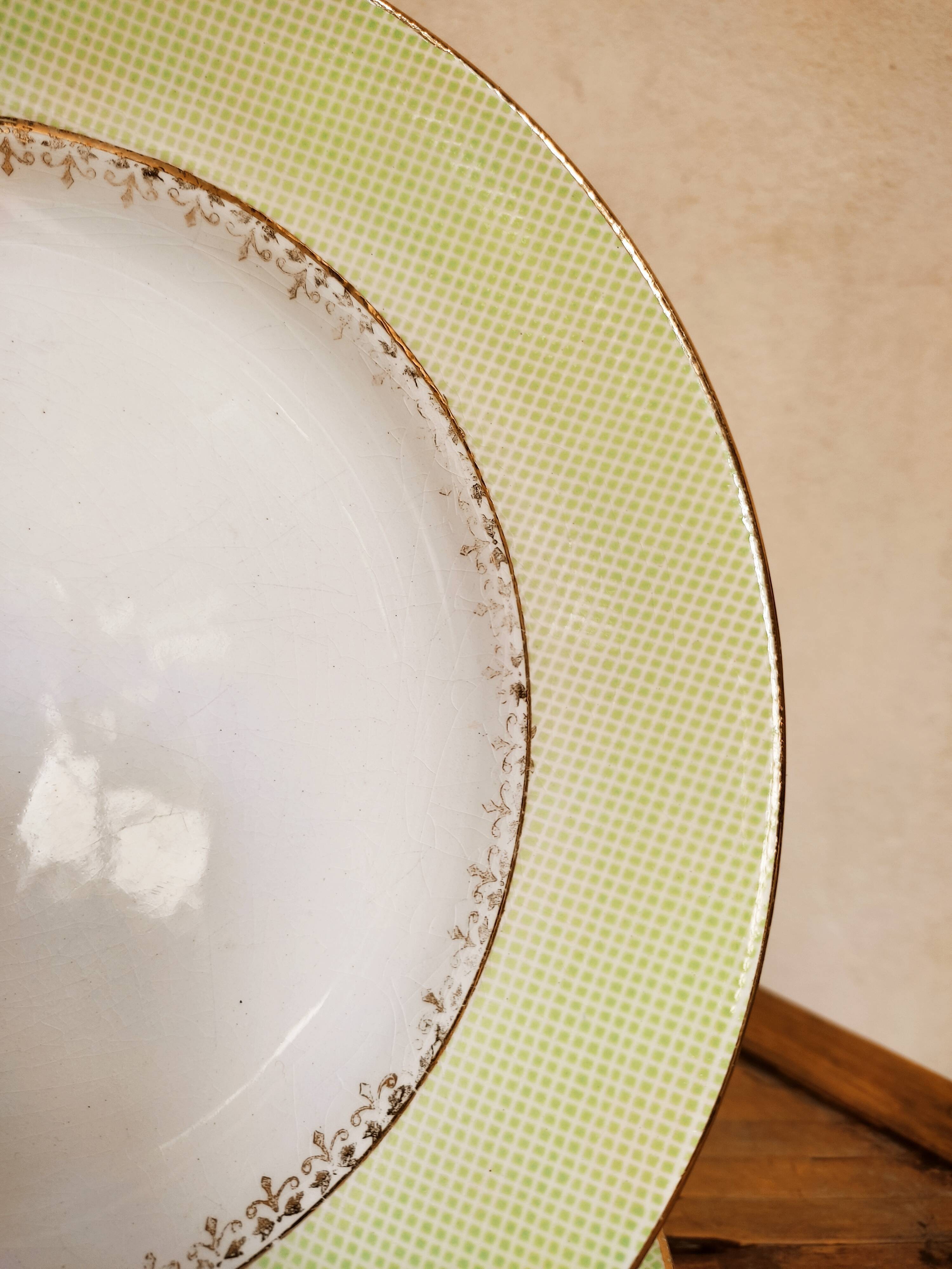 Set of 7 plates in earthenware L'Amandinoise