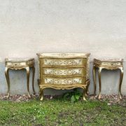 Paires de chevets florentins en bois doré