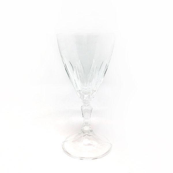 Transparent wine glasses