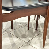 Set of 6 Scandinavian teak chairs, 1970s design.