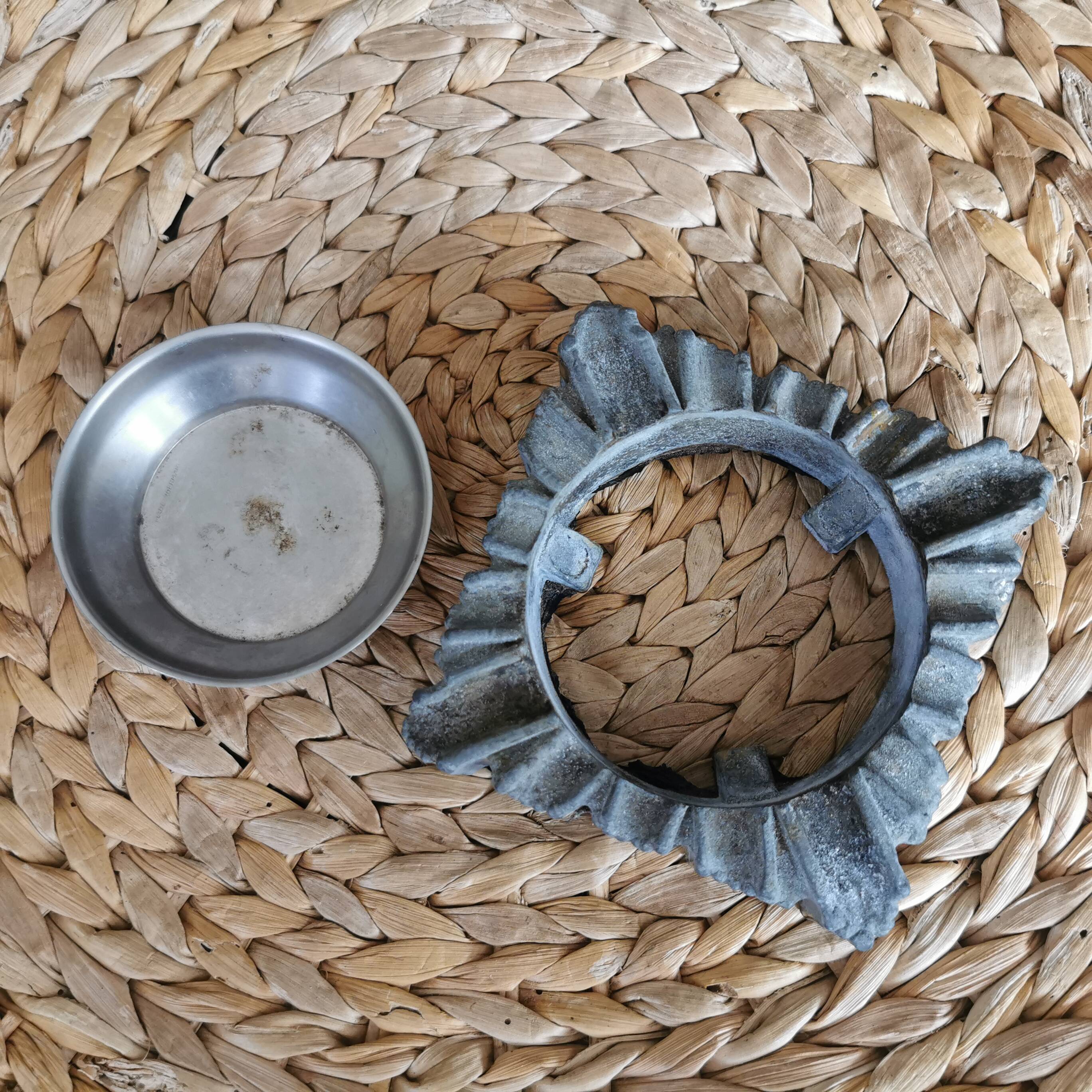 Brutalist ashtray from the 60s