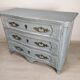 Commode antique patiné