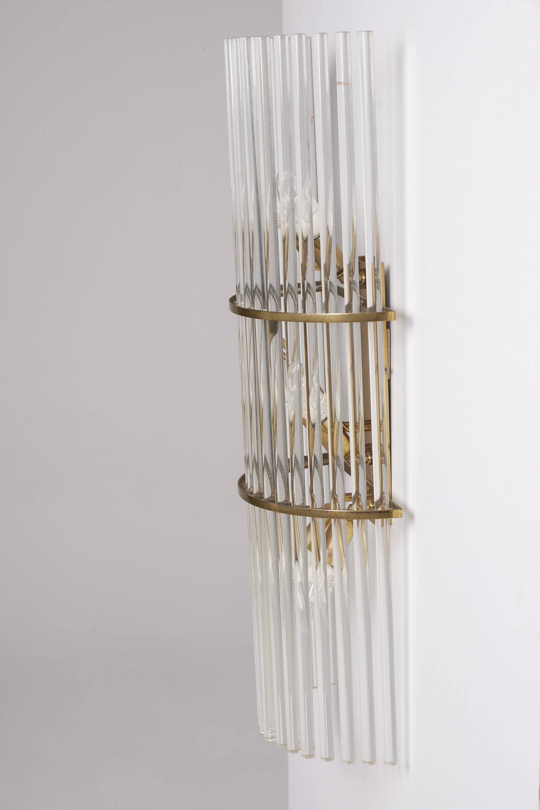 Applique en laiton et verre, 1970s
