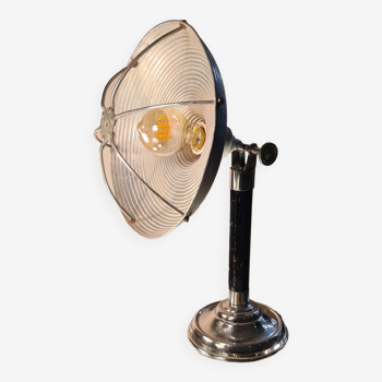 lampe d atelier  en alu et fonte, nicklé 1930 a 40  ,,,45x27cm  4kg avec prise simple