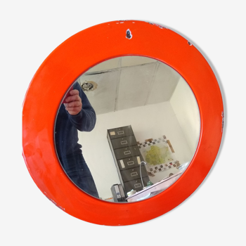 Orange mirror