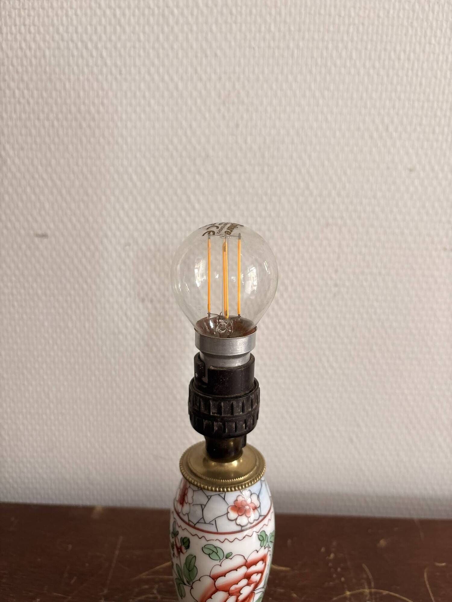 Asian Porcelain Table Lamp with Gilded Brass from China, Japan, Satsuma, Kutani