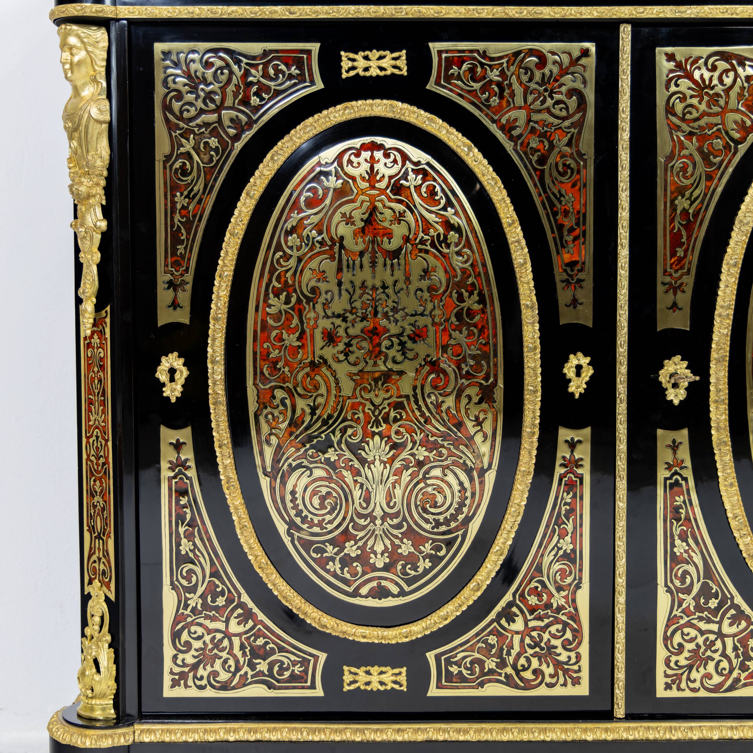 Commode Boulle style Louis XIV en écaille et laiton - XIXe