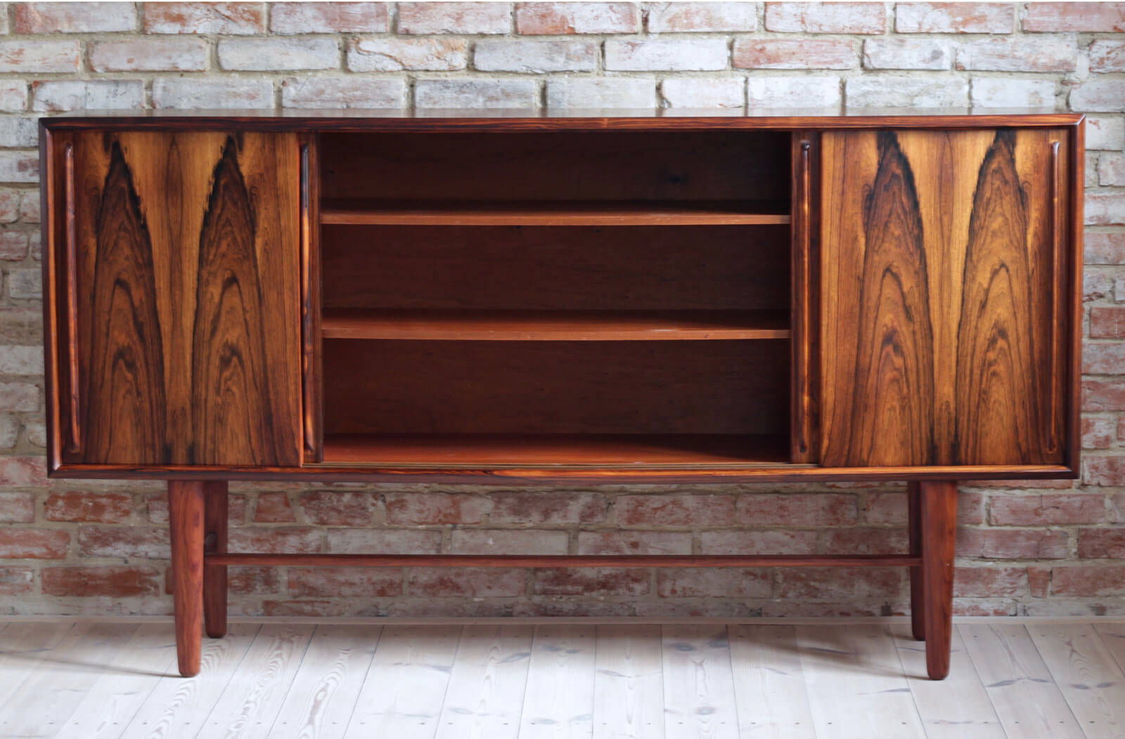 Danish highboard in brasilian rosewood by H. P. Hansen, 1960