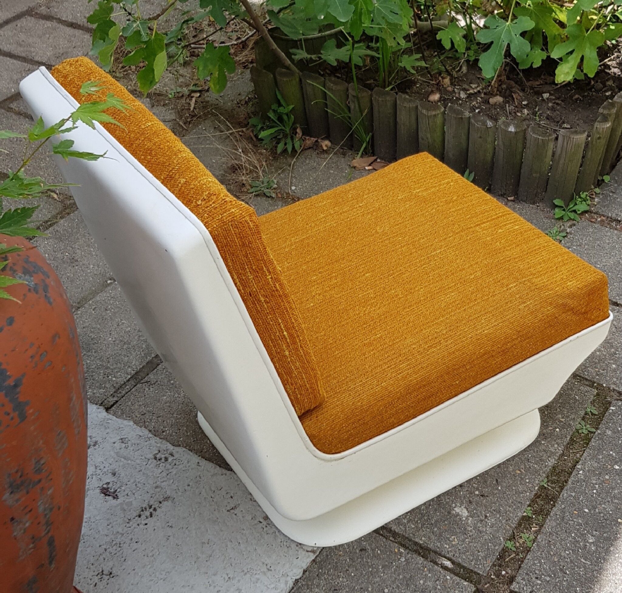 Armchair fiberglass 1970
