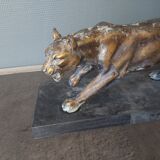 Sculpture lionne art déco
