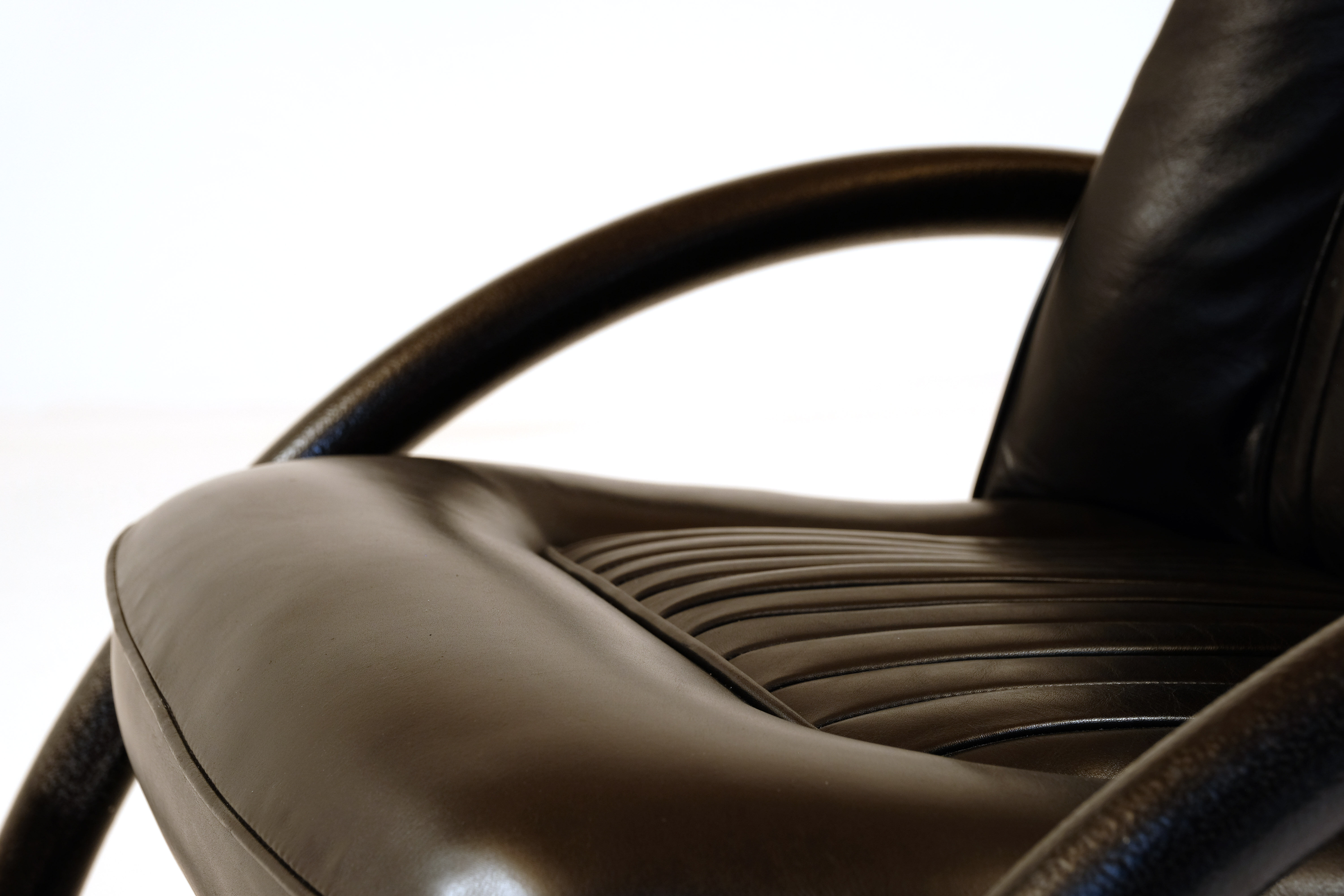 Rover armchair by Ron Arad, edition Oneoff 1981