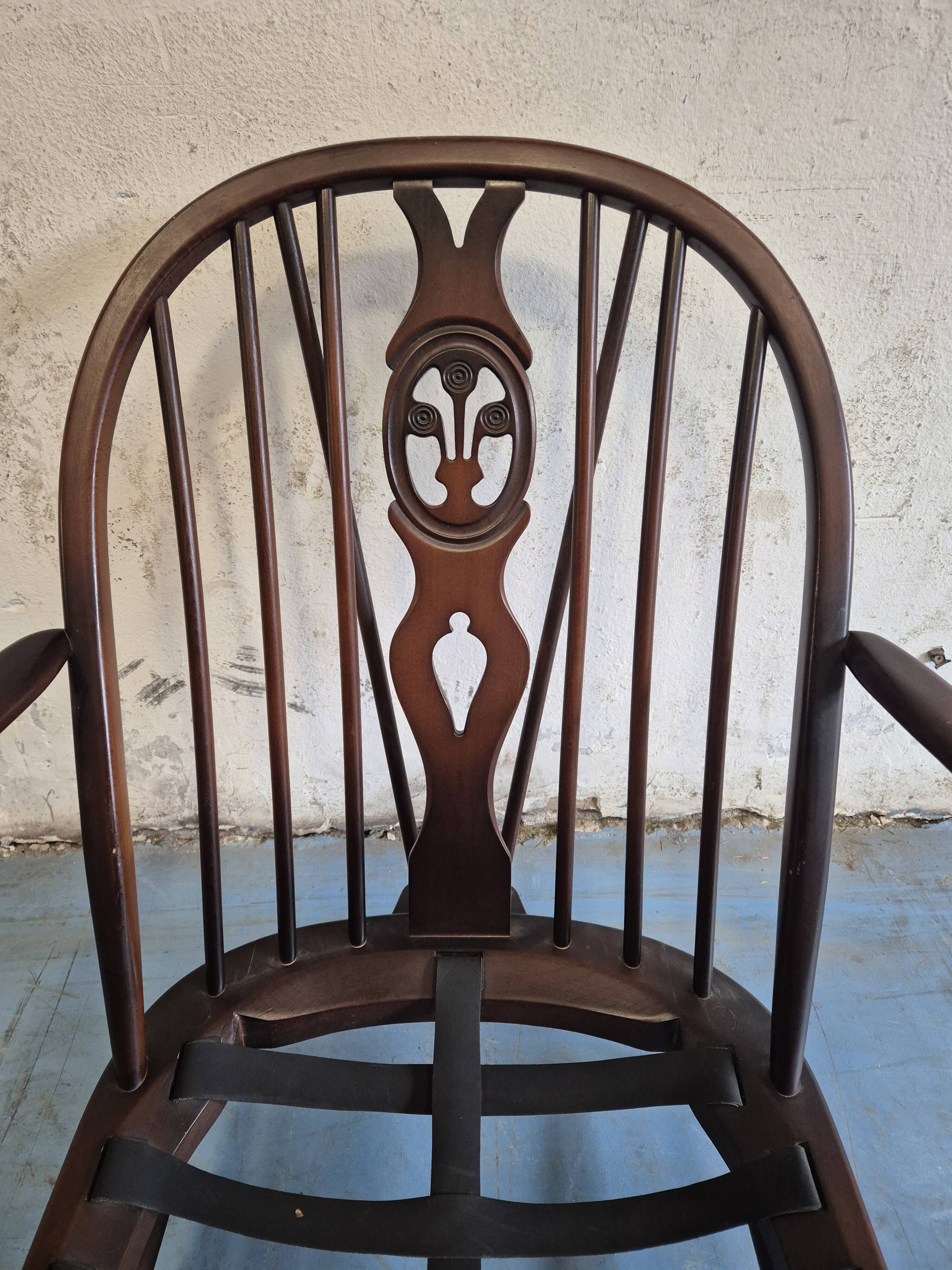 Windsor ercol + ottoman