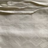 Damask tablecloth with 6 napkins dimensions: height -225cm- width -158cm-