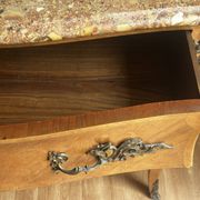 Commode galbée marquetée style Louis XV – plateau marbre- 19 e siècle