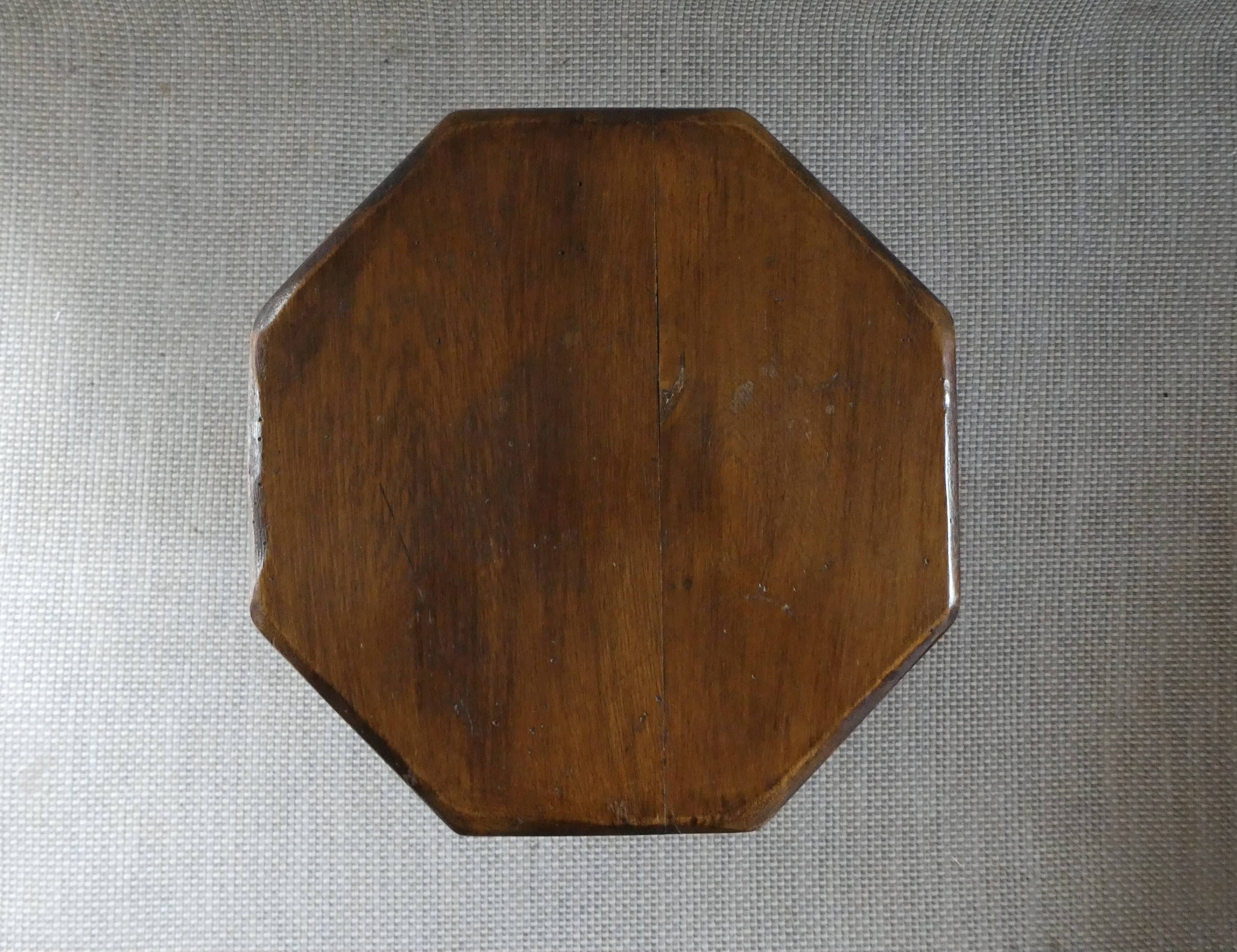 Sellette, table d'appoint, néo-Renaissance, avec faune, fin XIXème