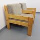 Suite de 2 fauteuils chauffeuses vintage en pin et tissu des années 70