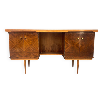 Bureau en noyer des années 1970, Tchécoslovaquie