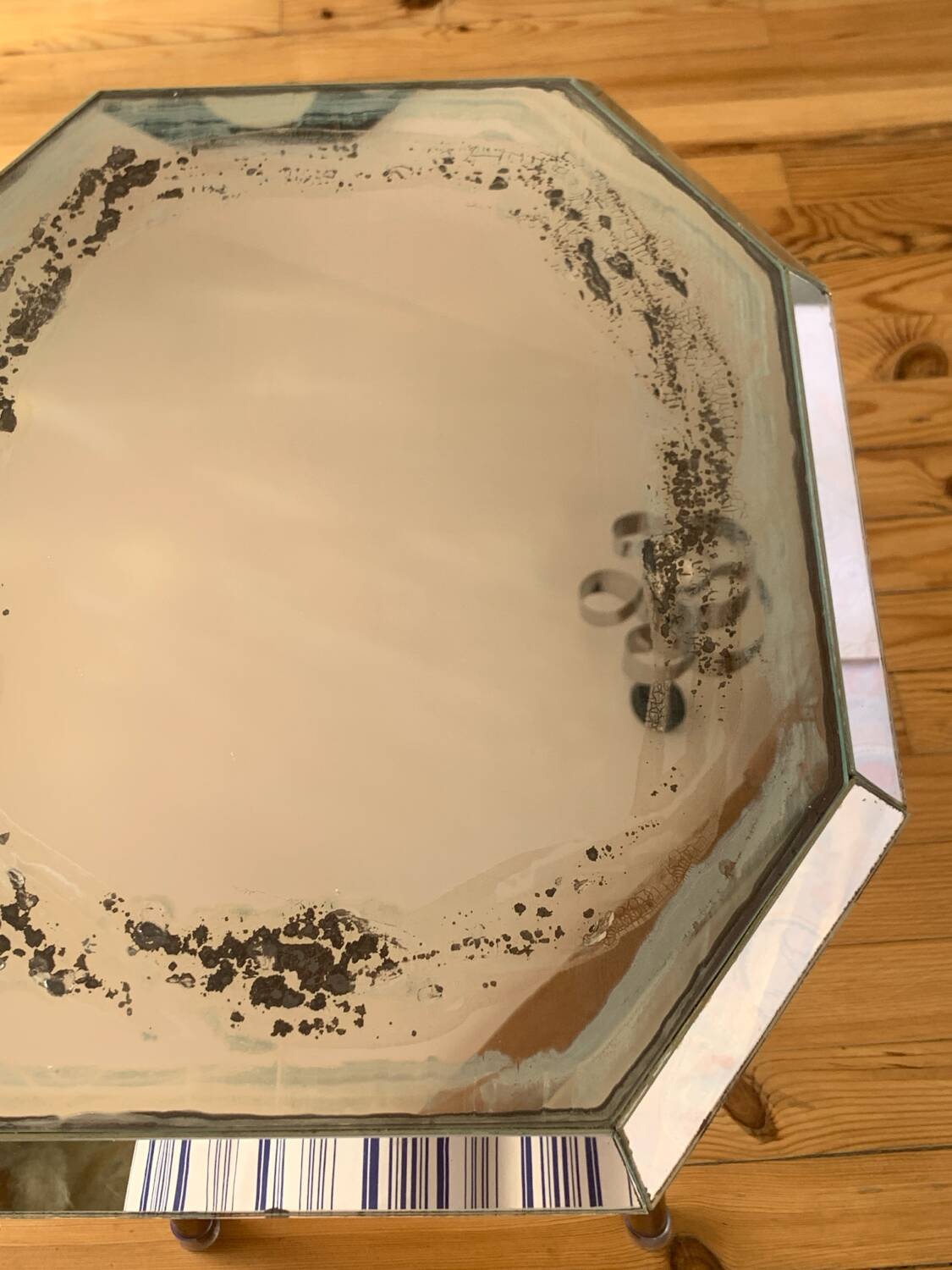 Octagonal mirror
