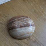 Cup empty marble pocket