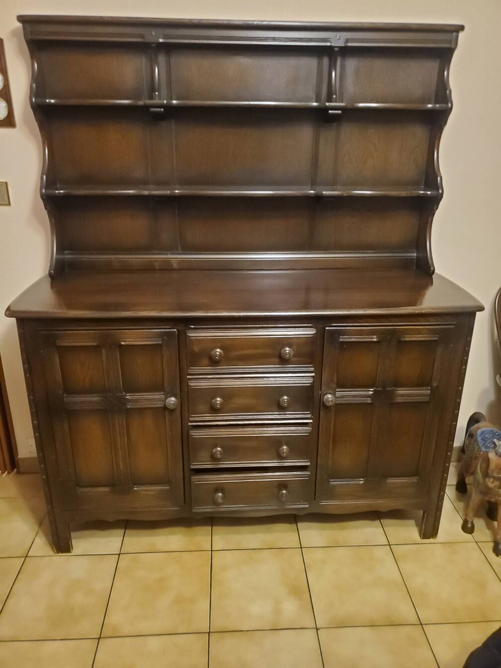 Very well-maintained 1980s sideboard