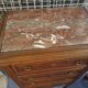 Chiffonnier commode en noyer 4 tiroirs marbre rose