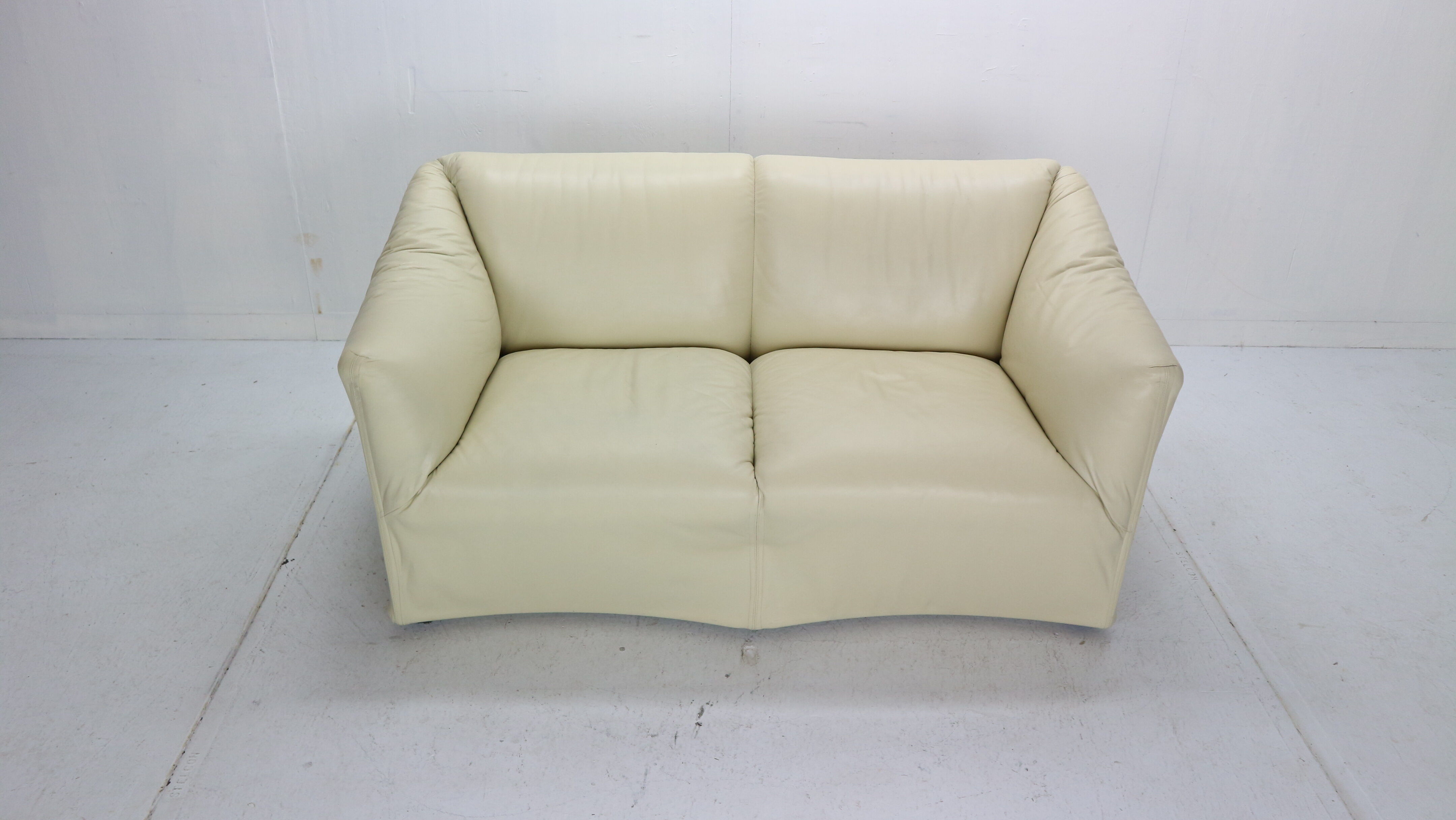Leather sofa Mario Bellini "Tentazione" for Cassina, 1970s