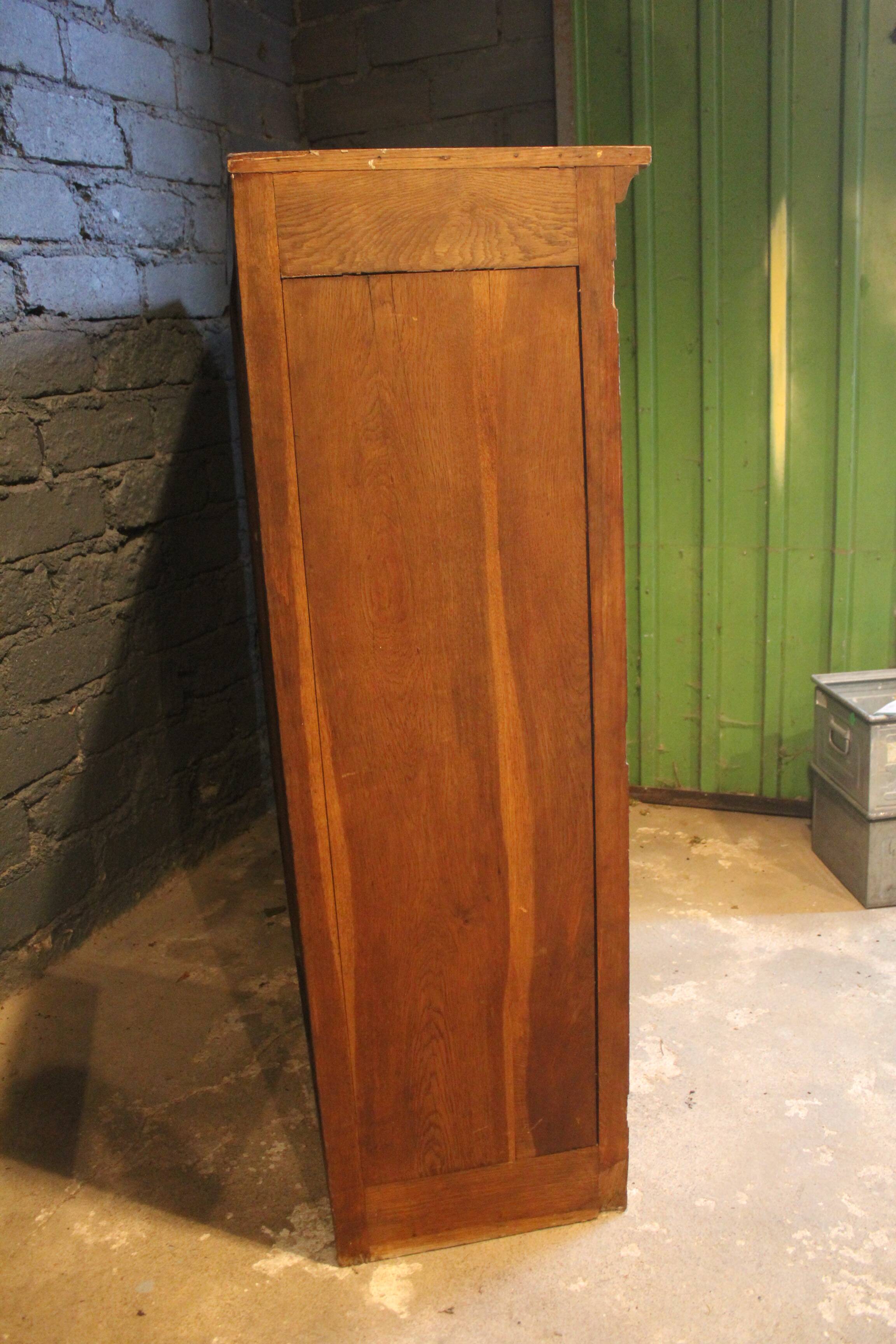 Oak craft cabinet – 60 drawers with label holders