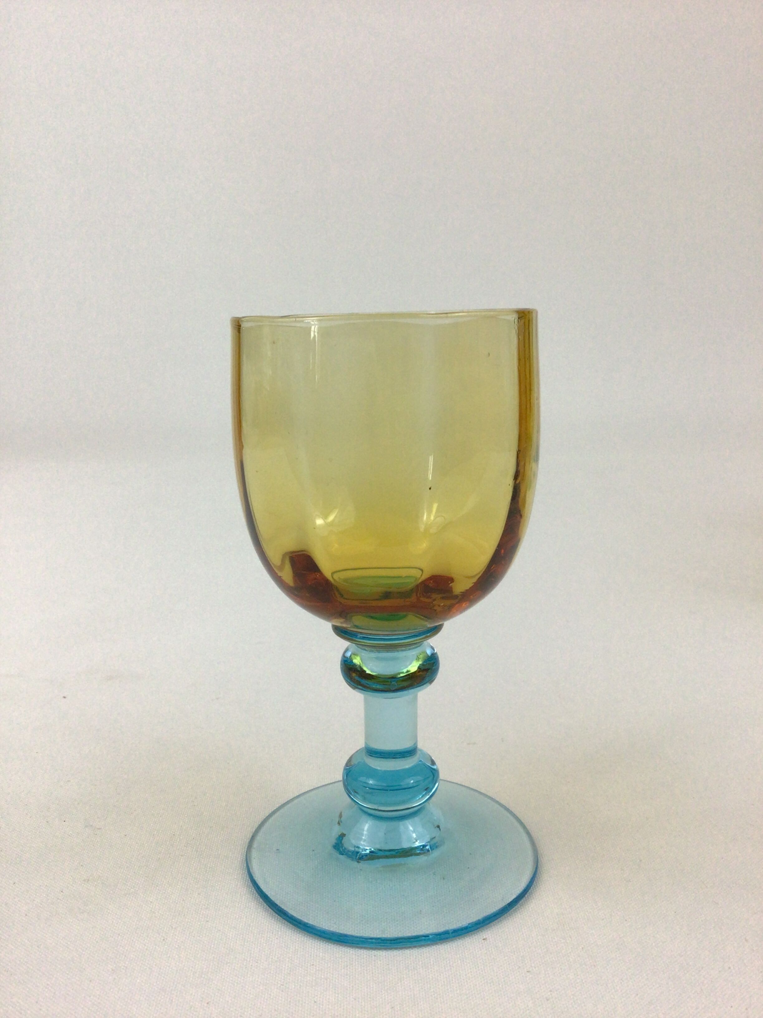 7 glasses of wine George Sand cristallerie Portieux