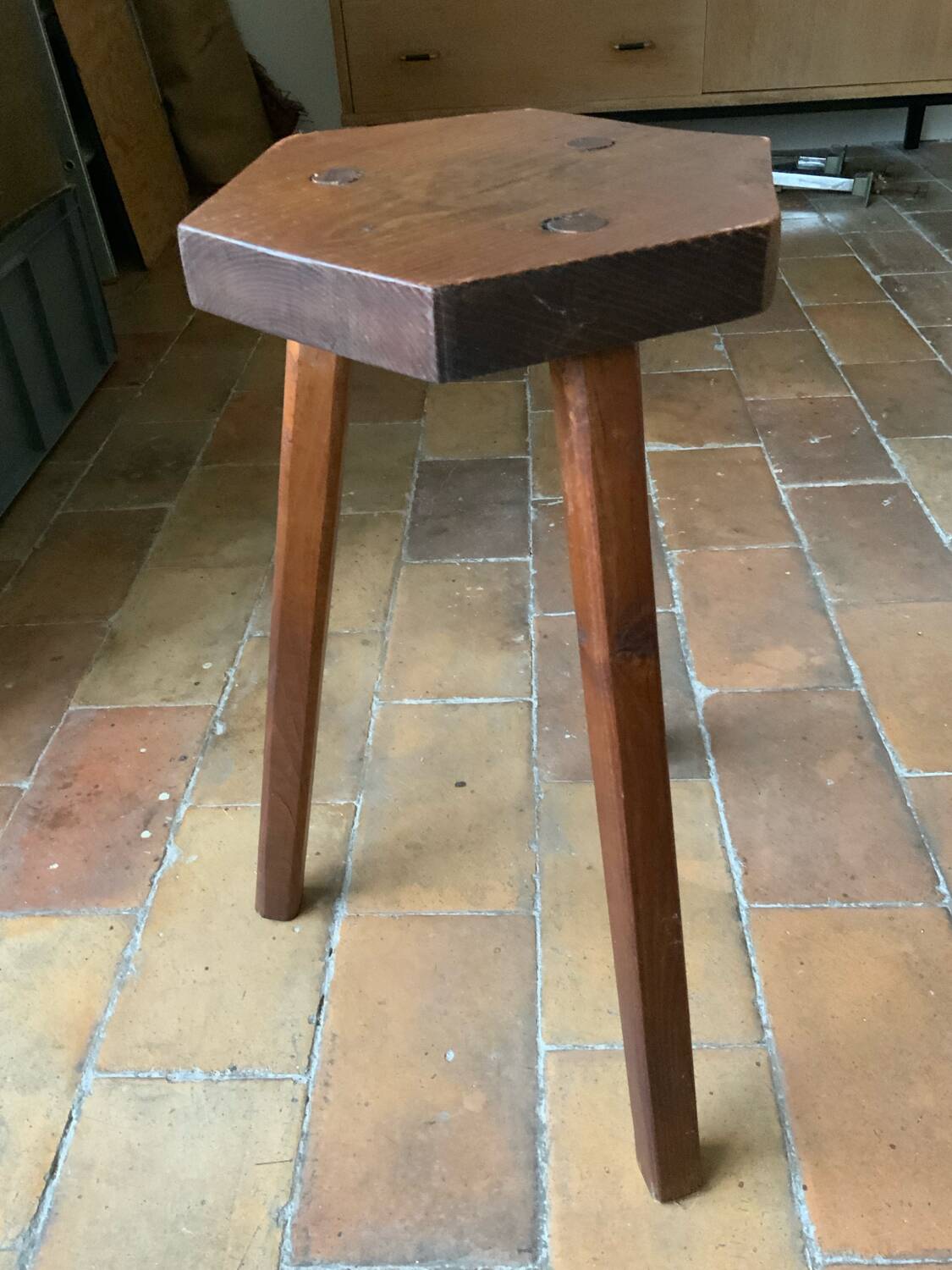 Tripod stool