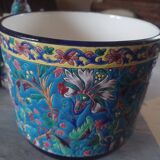 Large pot