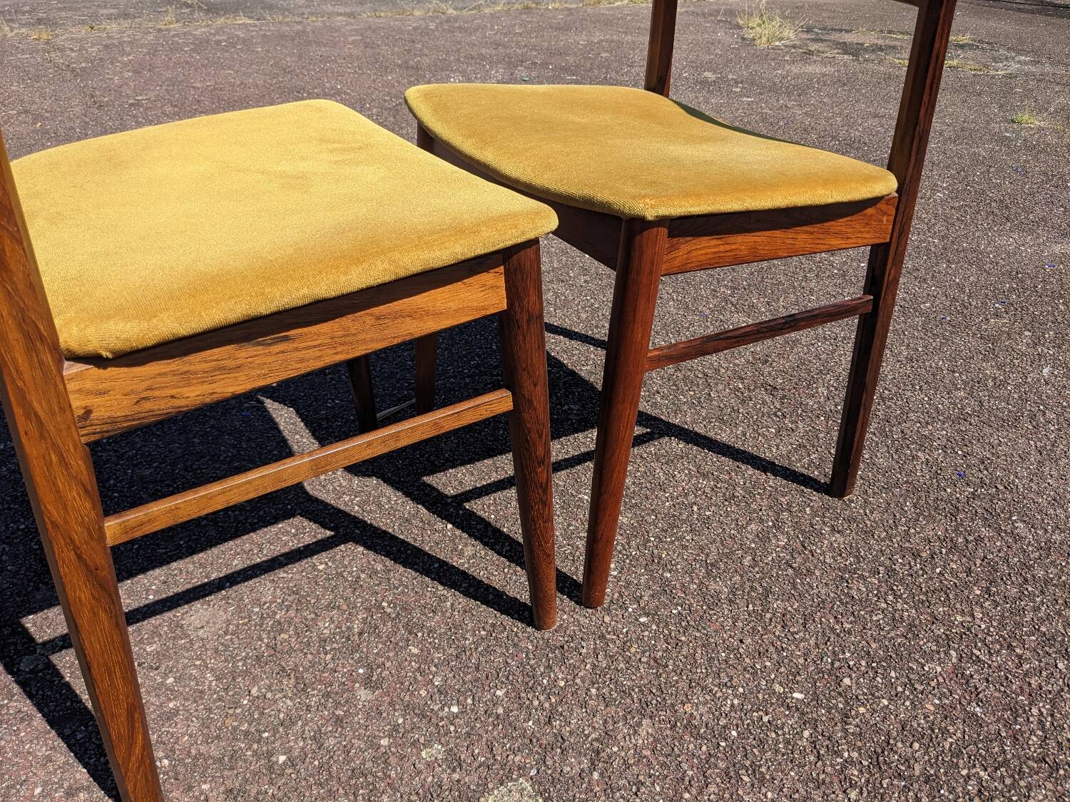 Pair of chairs by Henning Kjaernulf for Mobelfabrik