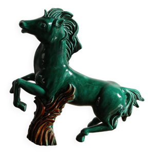 Cheval en faïence verte