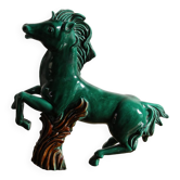 Cheval en faïence verte