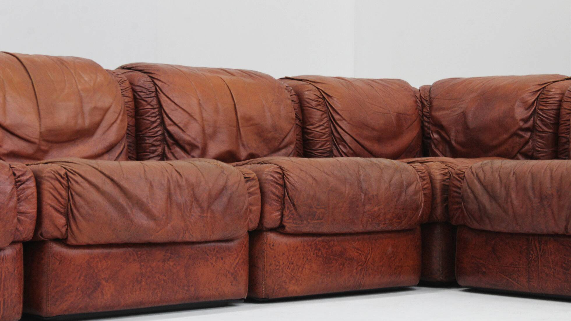 Vintage Seven Salotti modular sofa in cognac leather, Italy 1970s