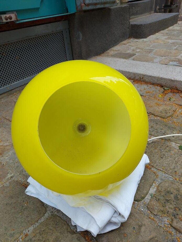 Glass globe hanging lamp 70