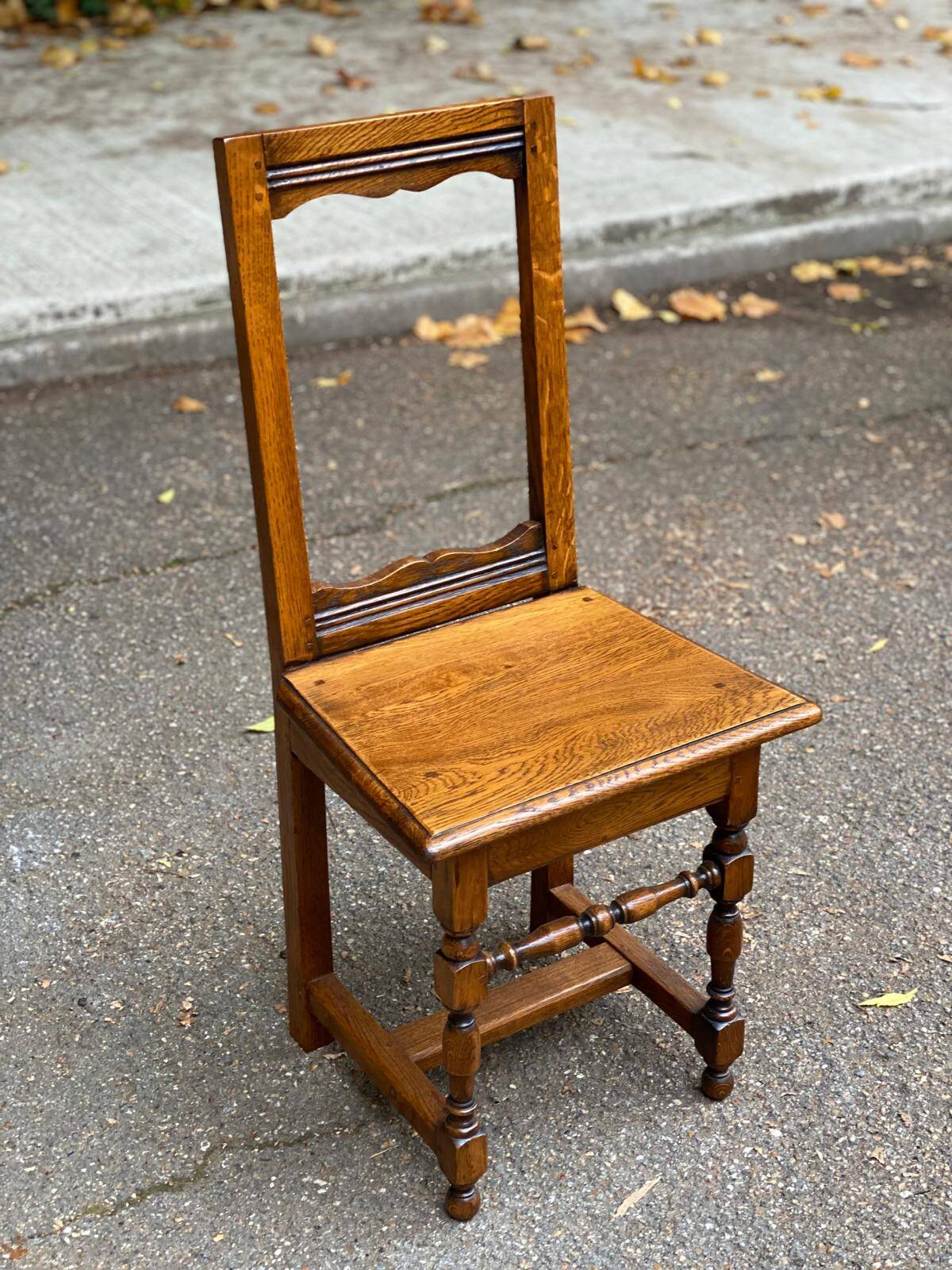 20th century Lorraine chair in solid oak