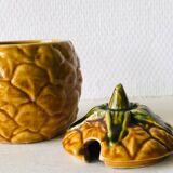 Ceramic slip pot