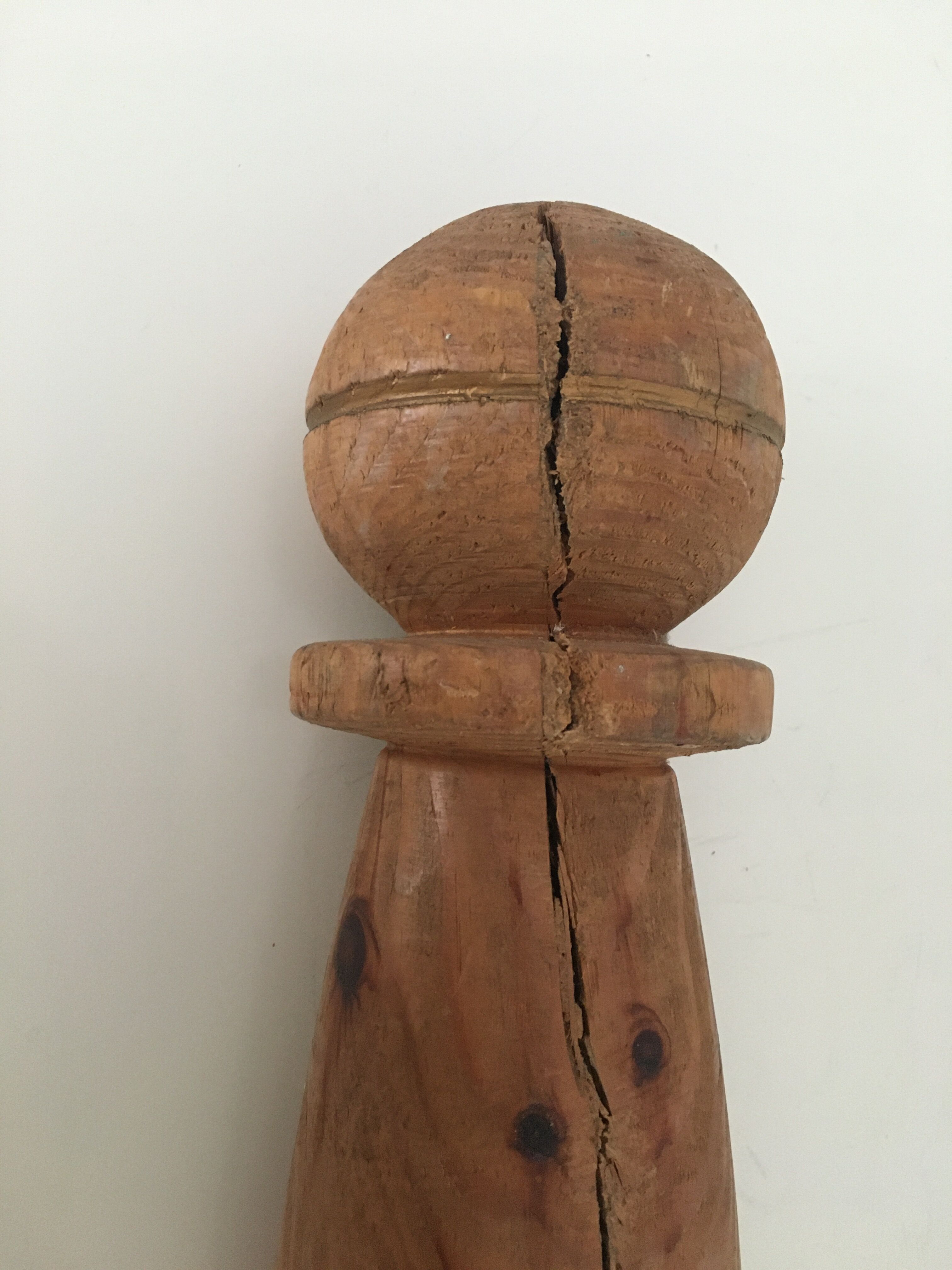 Ancient wooden keel of 53x10