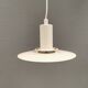 Une lampe suspendue minimaliste blanche de Lyfa Danemark, années 1980.