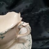 Gravy boat