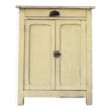 Yellow butter Parisian buffet