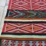 Tapis kilim berbère rouge multicolore en laine 100x200cm