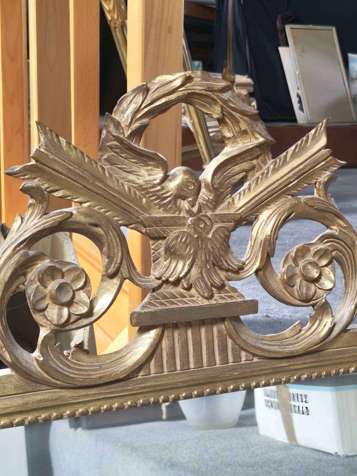 Miroir de table  en bois doré style Louis XVI