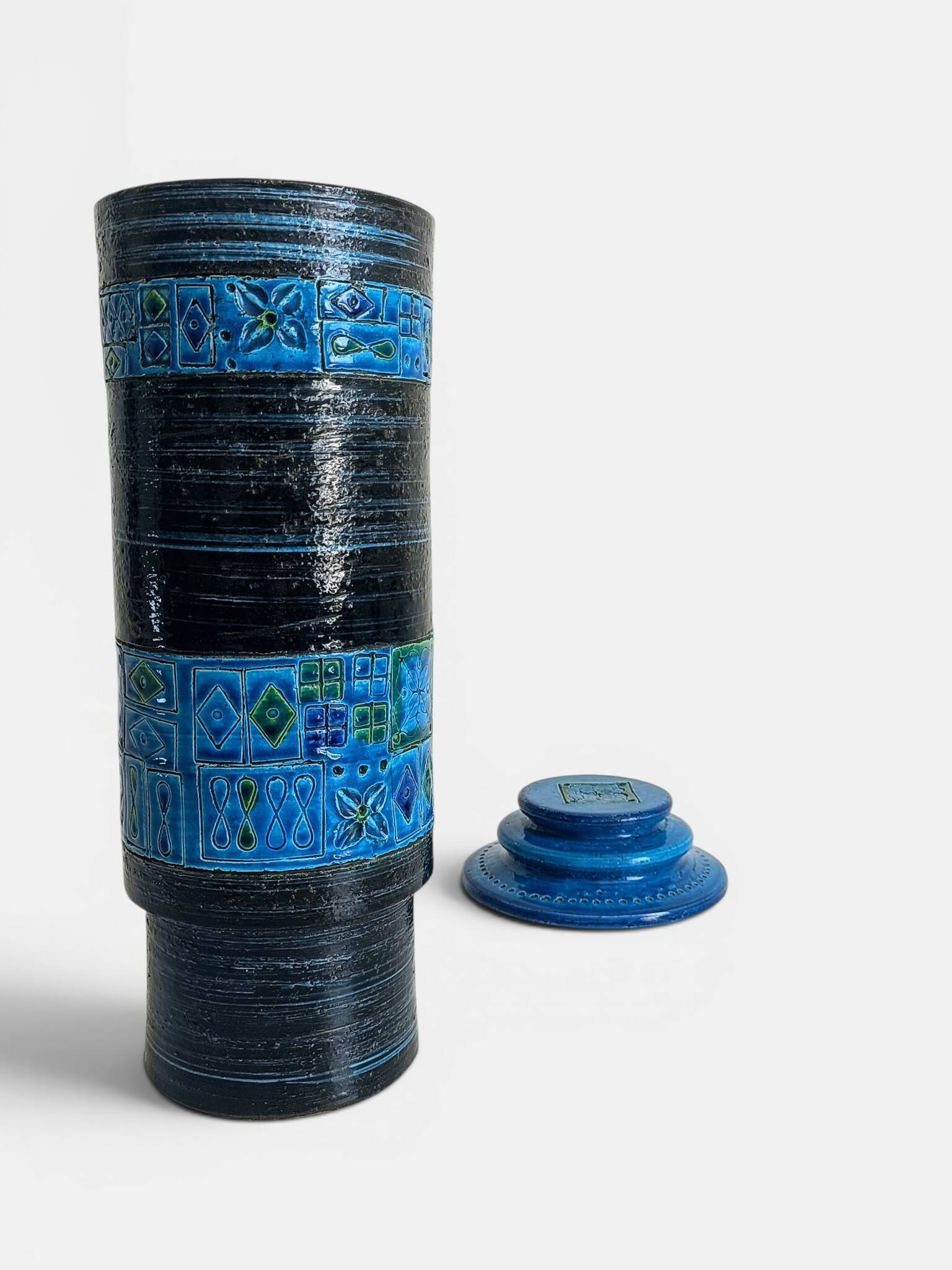Vase XL à couvercle en chamotte Bitossi par Aldo Londi , fait à la main en Italie, vers 1960