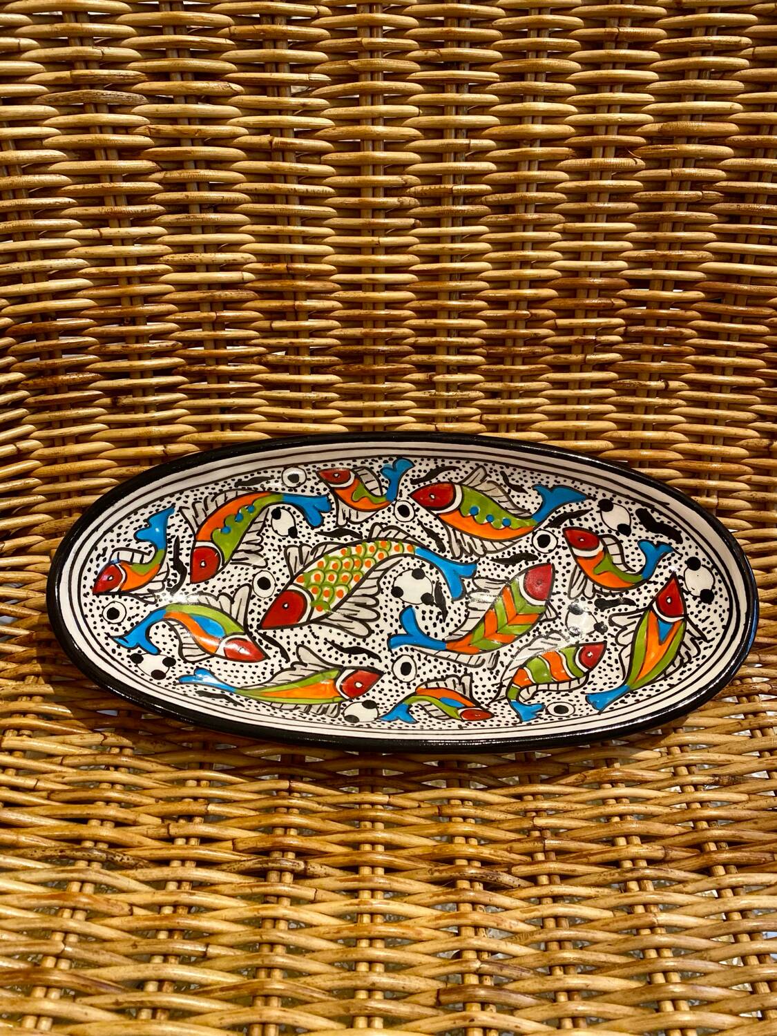Tunisian dish with fish decoration – Slama pottery (Nabeul)