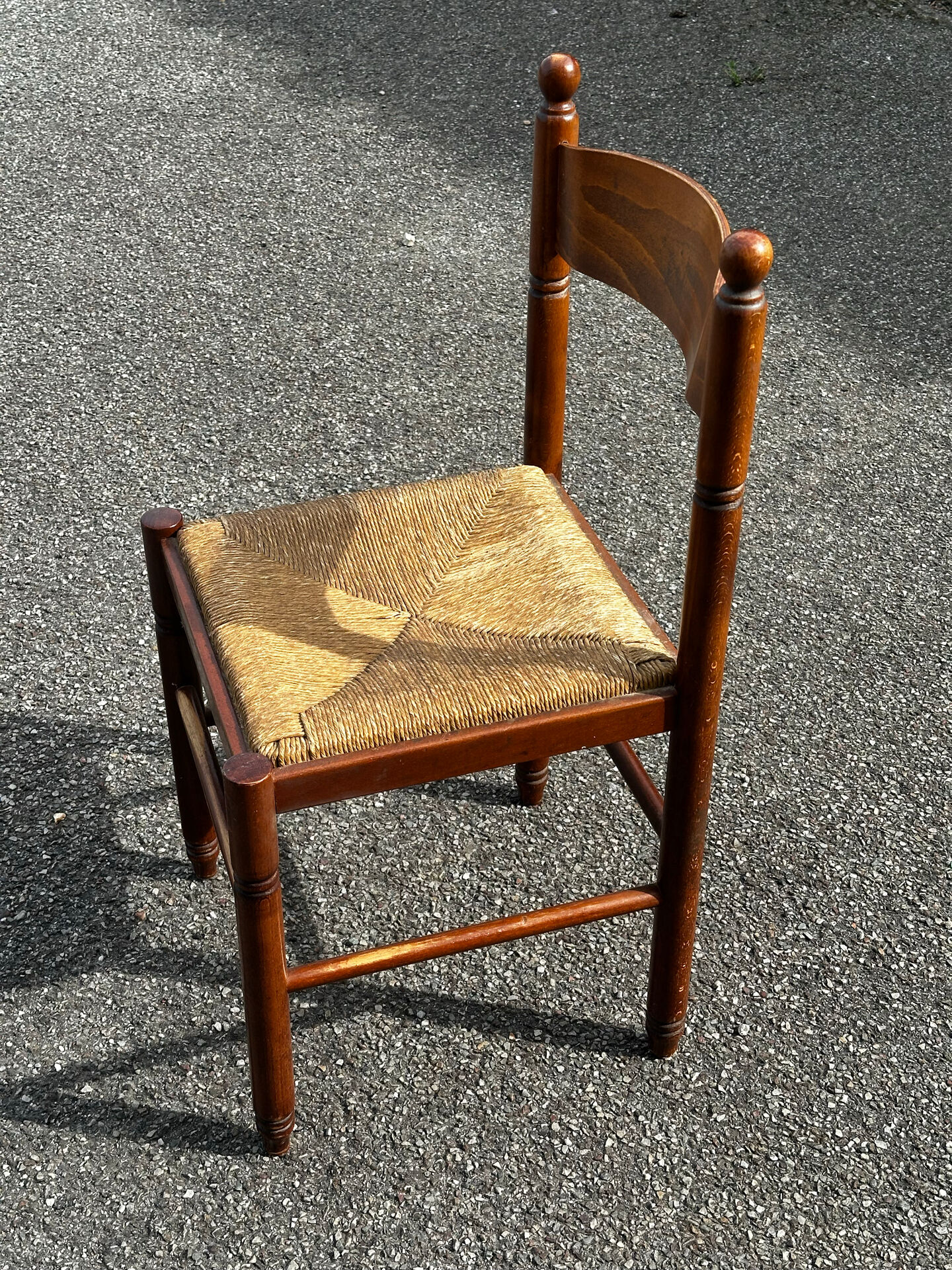 Set of 3 vintage wooden and straw chairs – 1950s