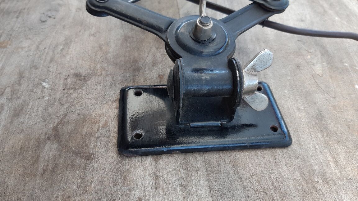 Kaiser Idell Scissors Lamp 6718