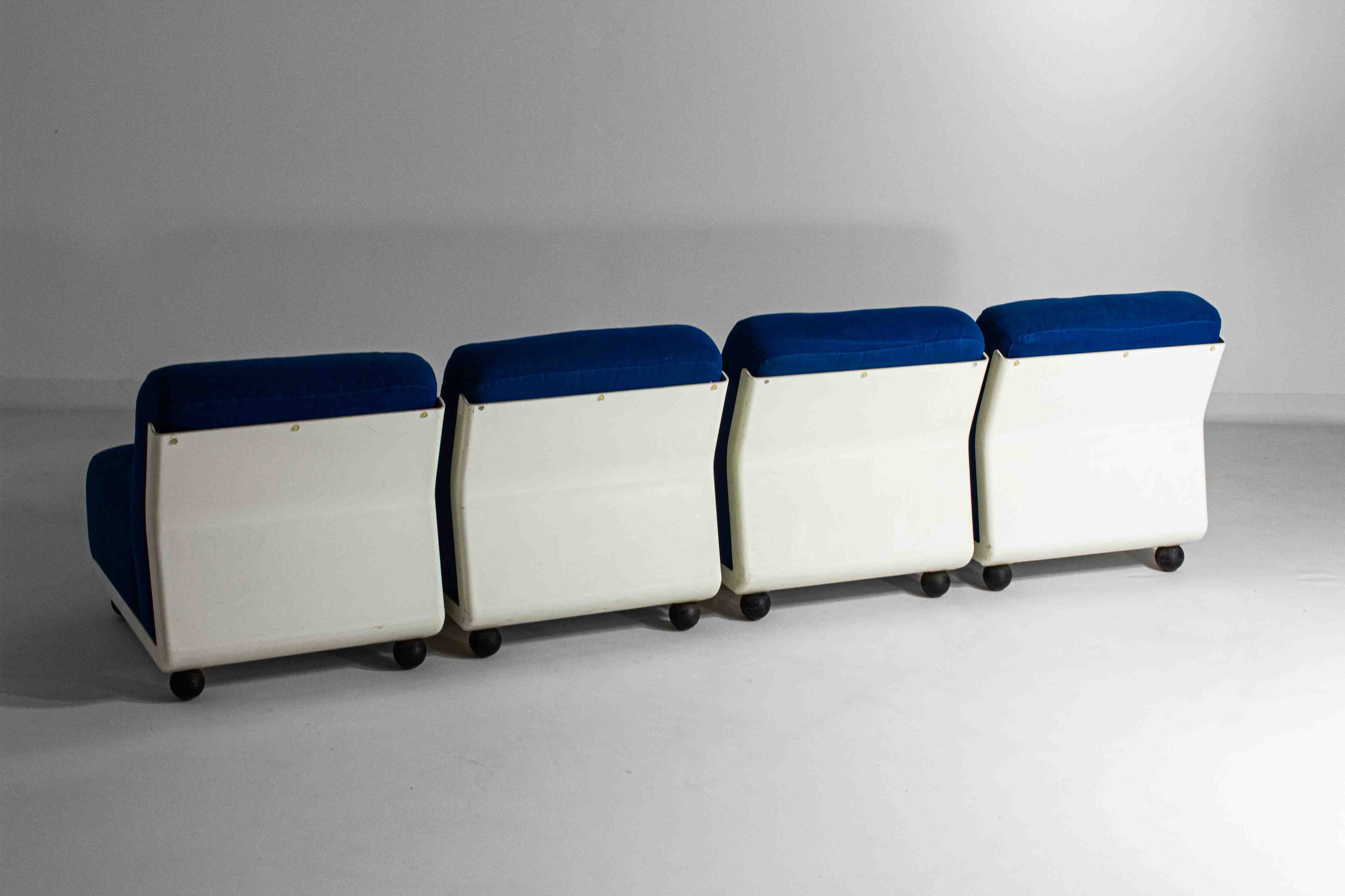 Modular "Amanta 24" sofa by Mario Bellini in premium cobalt blue, Italy 1975